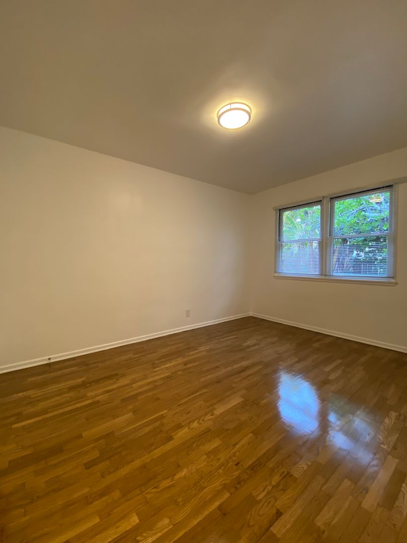 property for rent #7