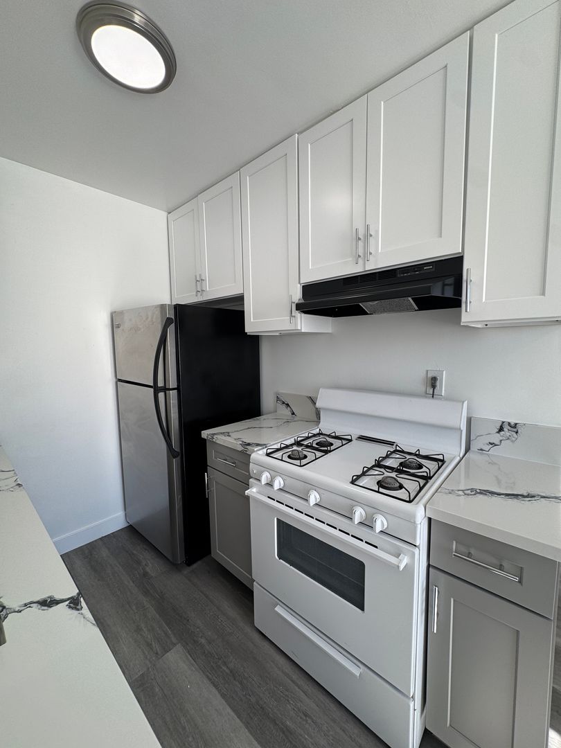 property for rent #6