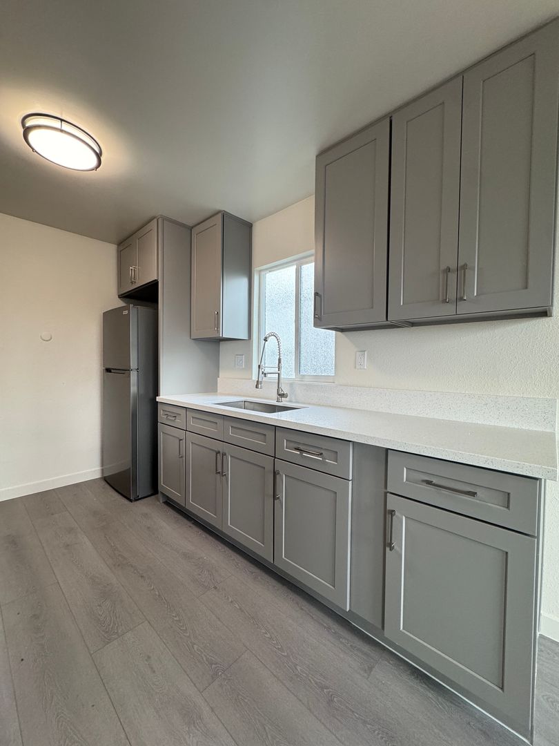 property for rent #3