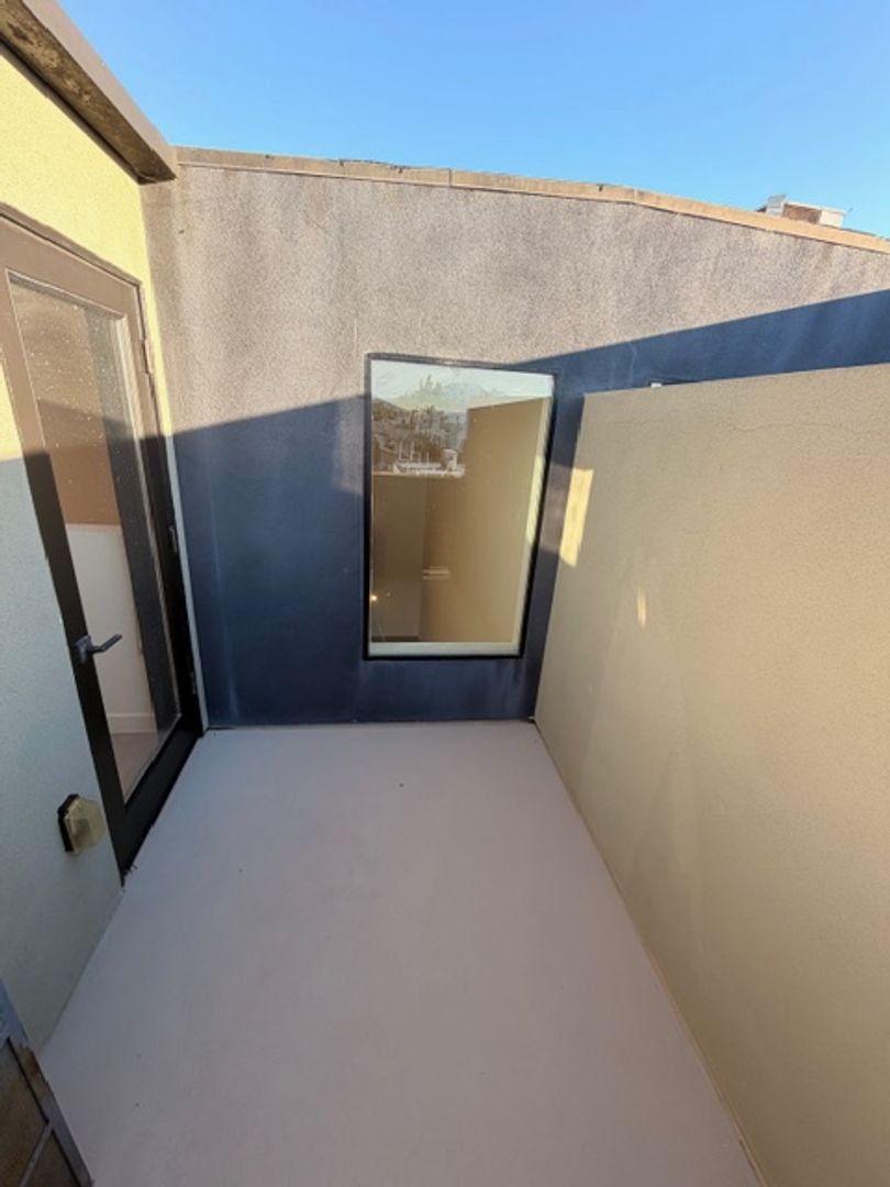 Los Angeles Apartment: 4505 S. Slauson Avenue