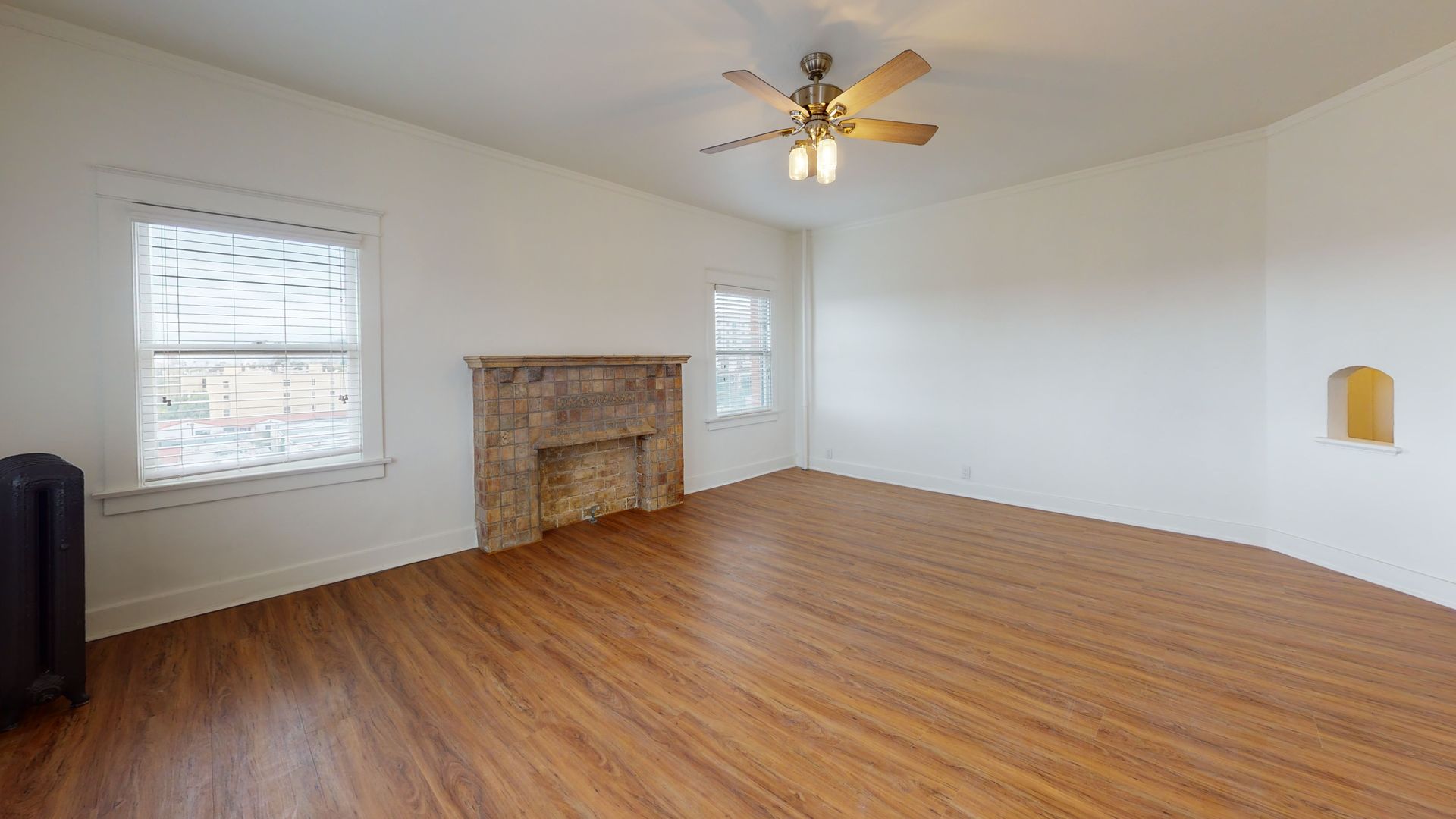 Residential for rent in Los Angeles CA 1245 Vine St.