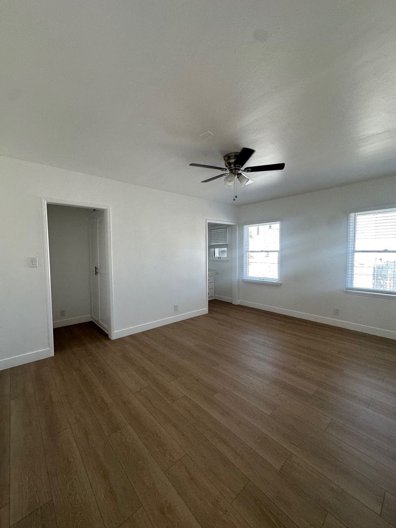 property for rent #7