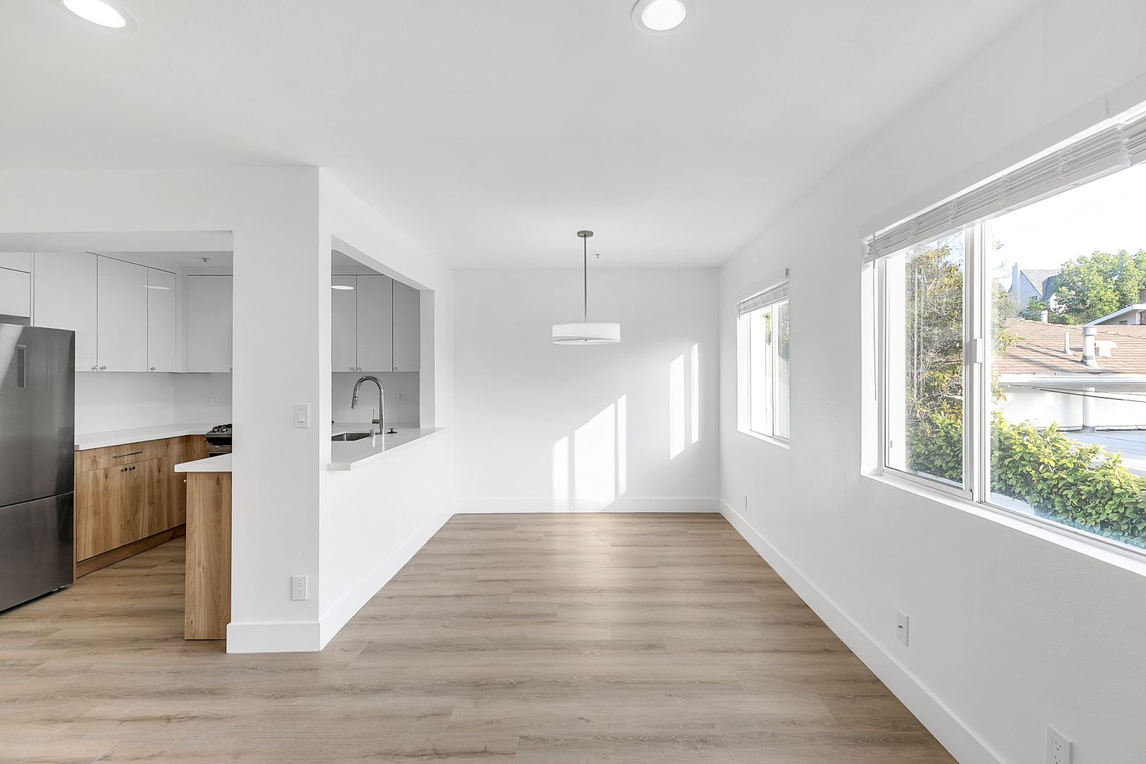 Pacific Palisades Apartment: 16100 W. Sunset Blvd.