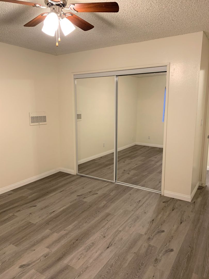 property for rent #4