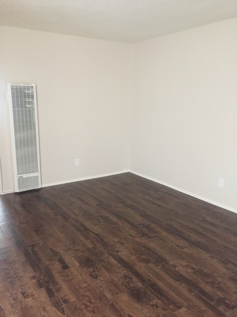 property for rent #1