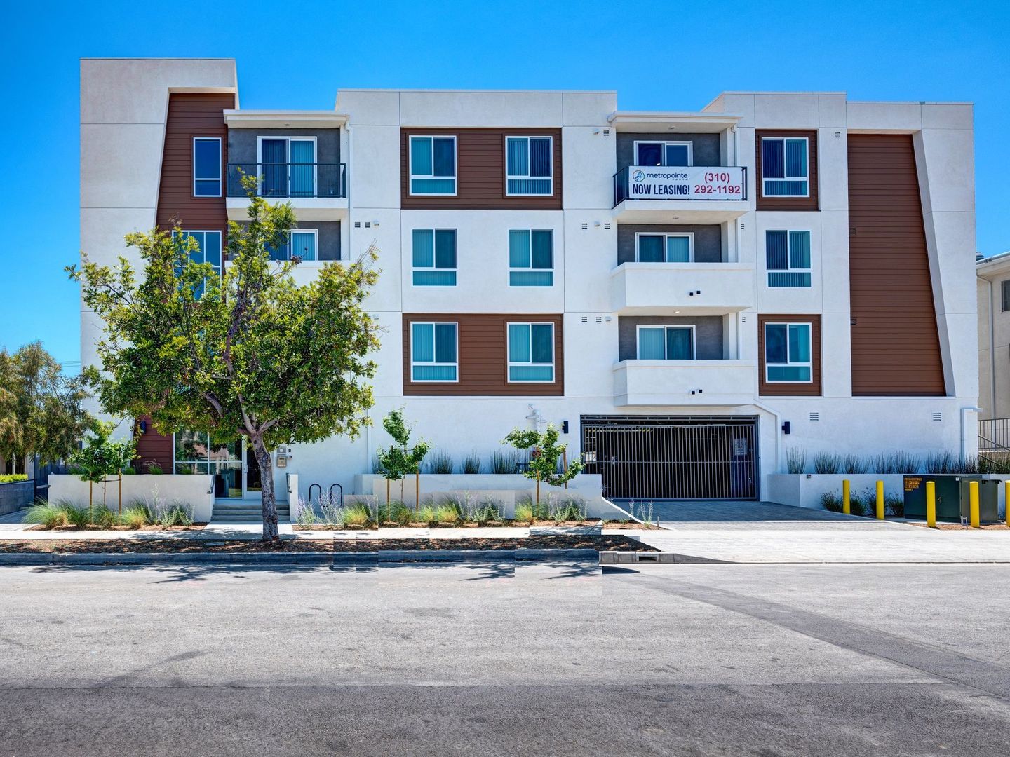 Los Angeles Apartment: 3524 Chesapeake Ave