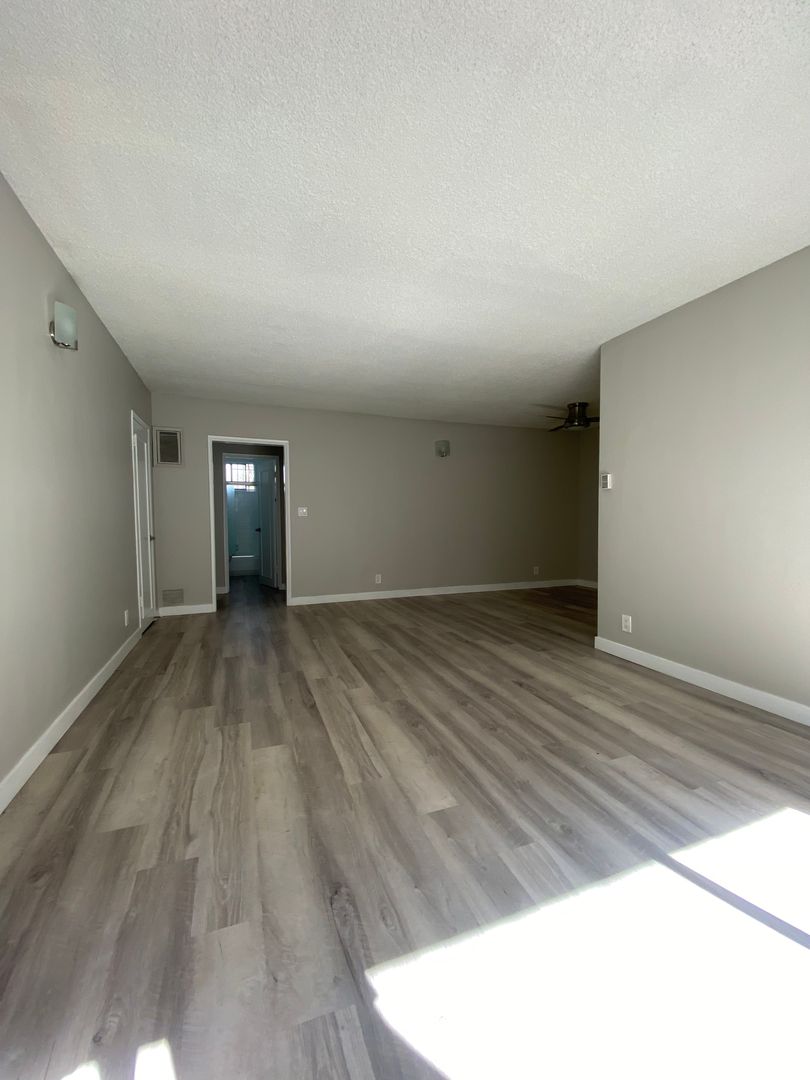 property for rent #1
