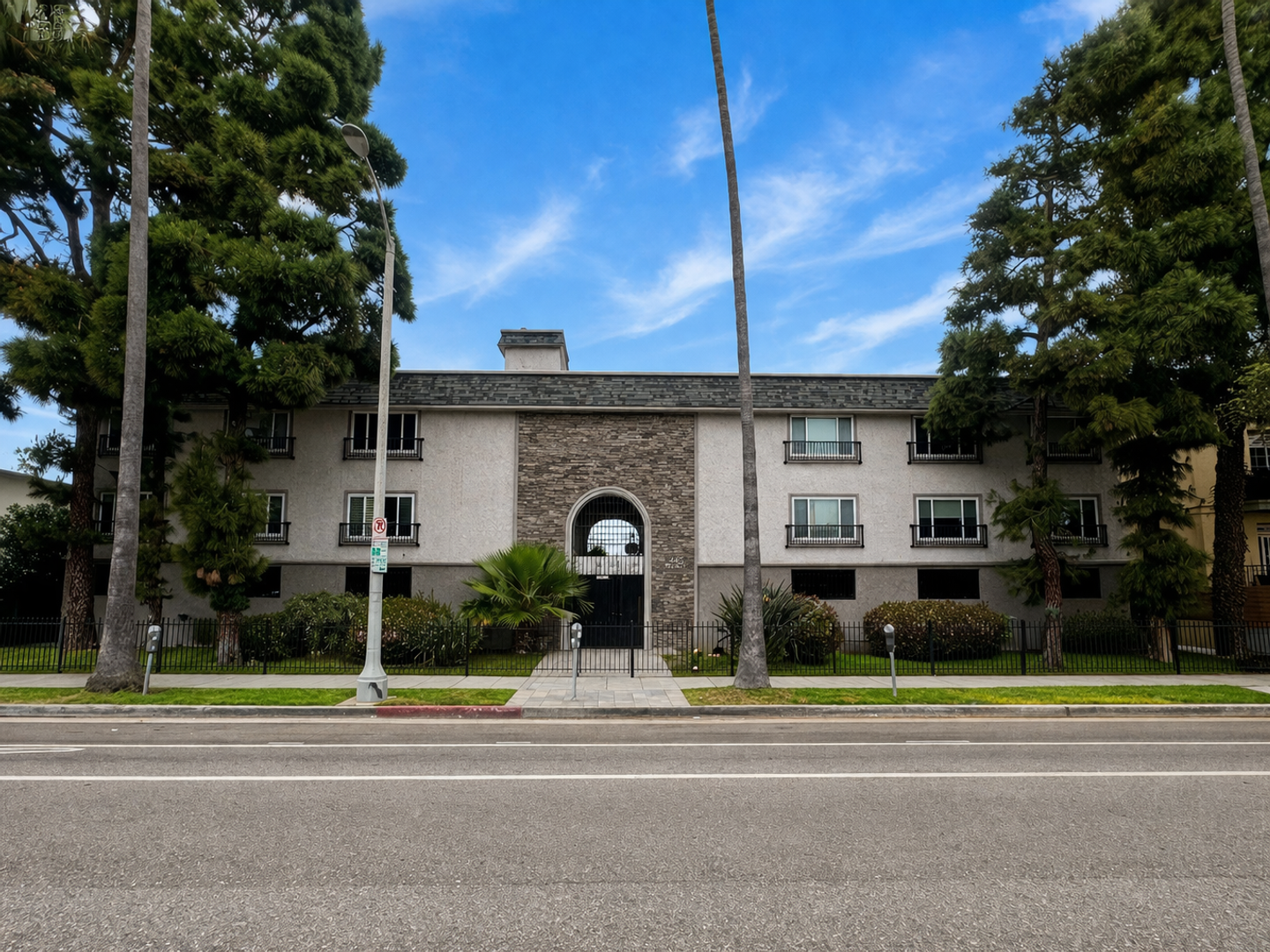 Marina Del Rey Condo: 445 Washington  Blvd Apt 8