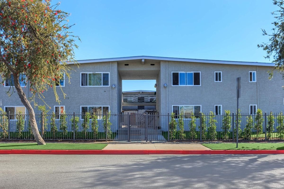 Inglewood Apartment: 9910 S Village Dr