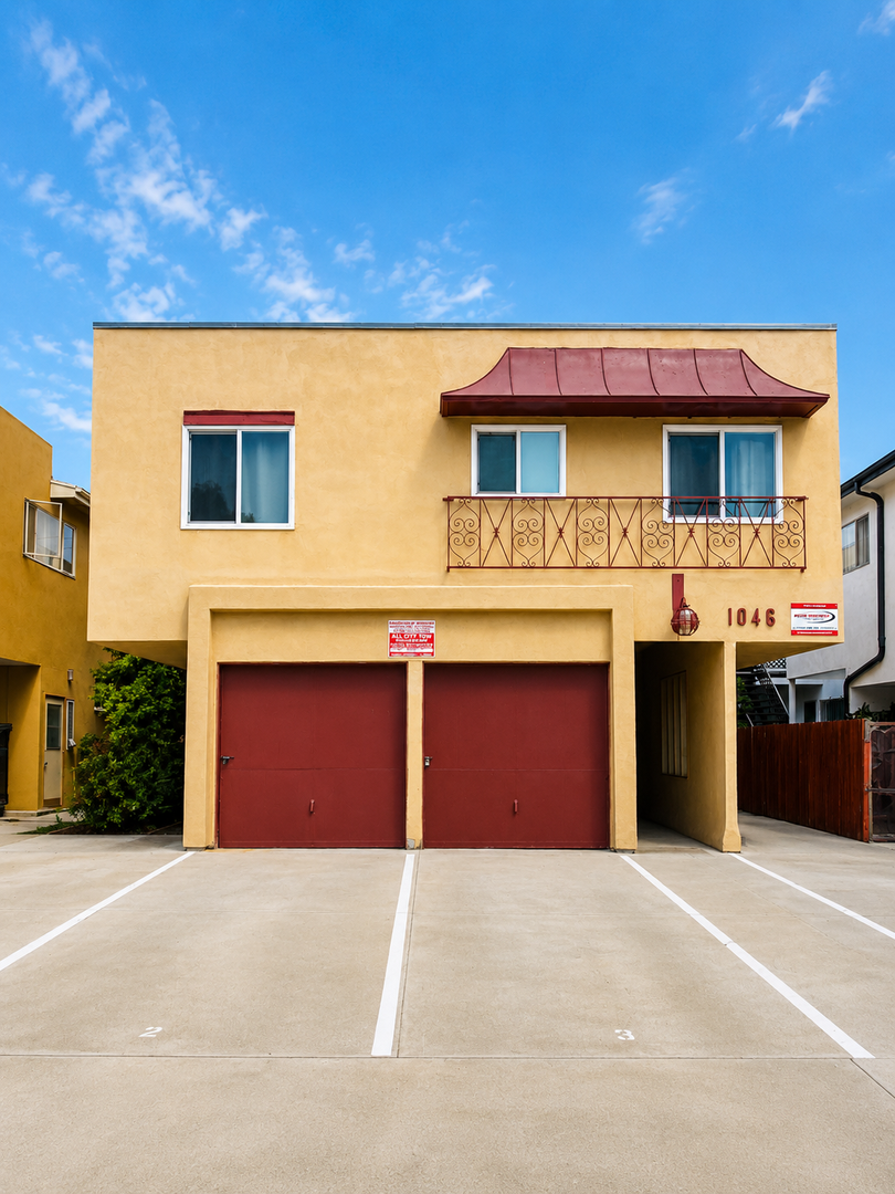 Los Angeles Apartment: 1046 S. Wooster St