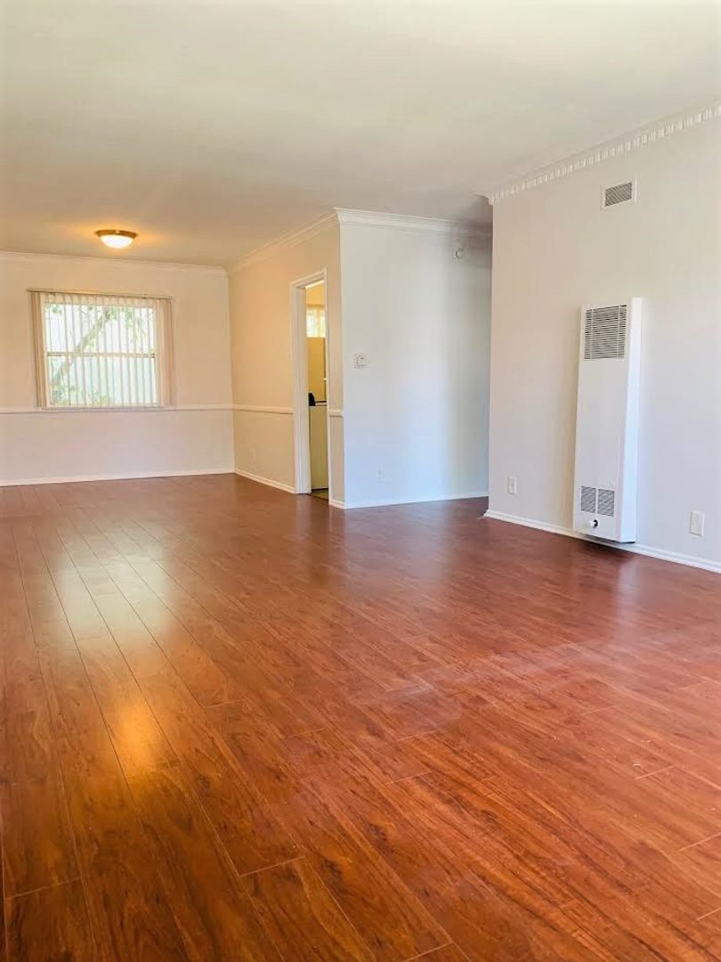 property for rent #1