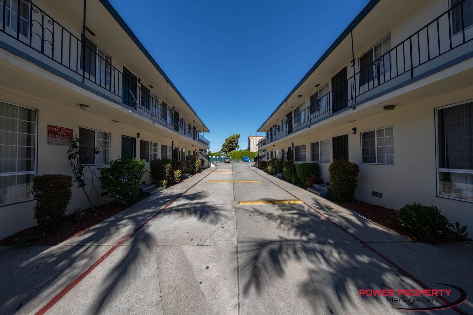 Inglewood Apartment: 111-115 E. Beach Ave.