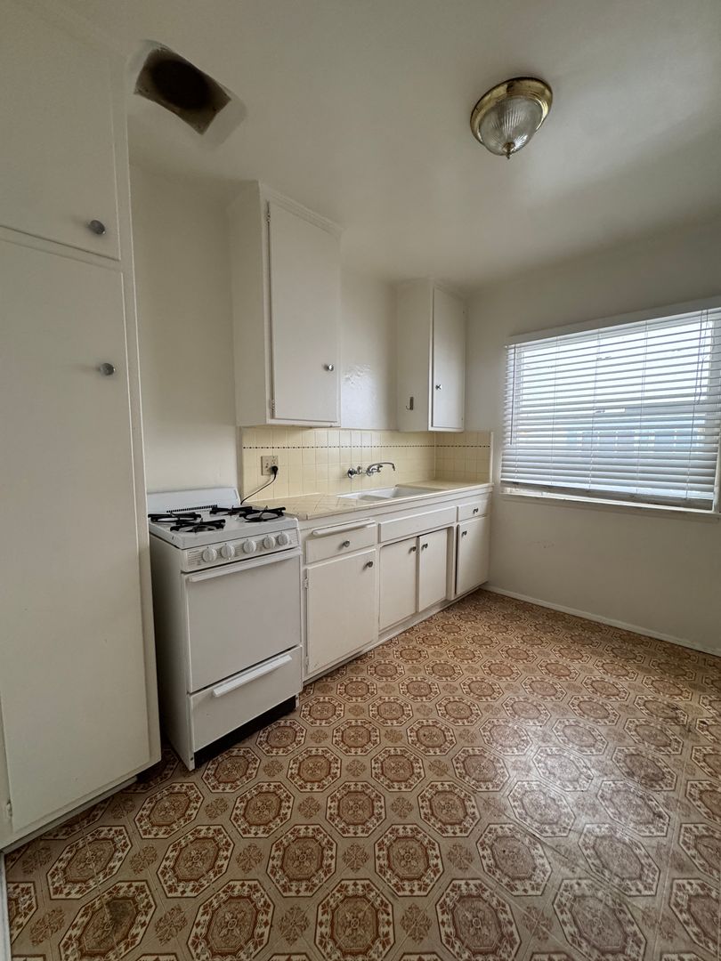 property for rent #5