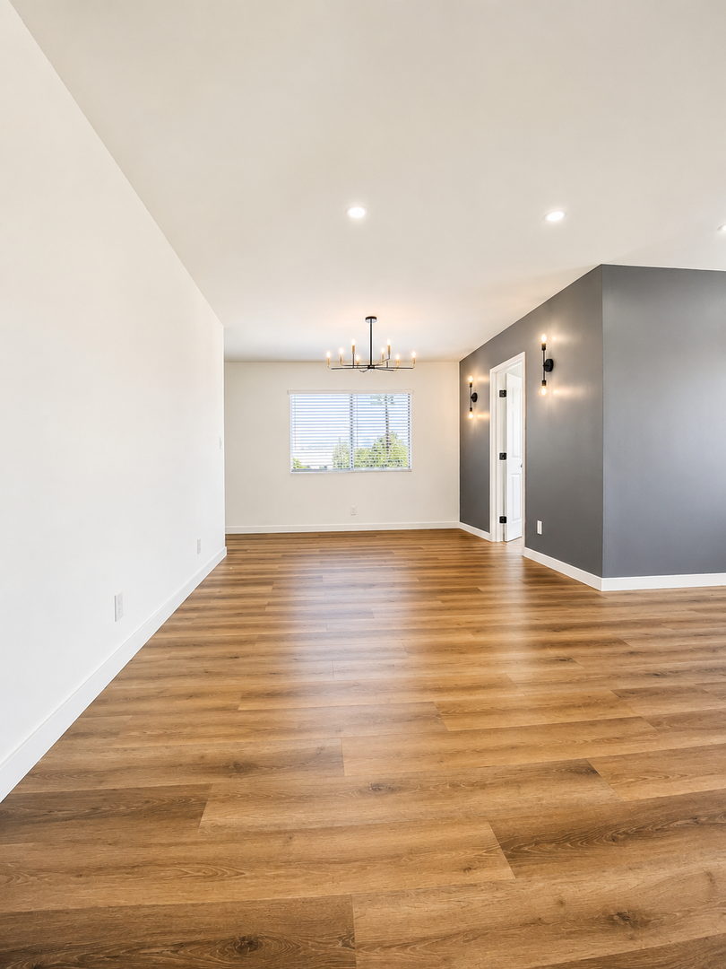 Beverly Hills Apartment: 212 S. Arnaz Drive