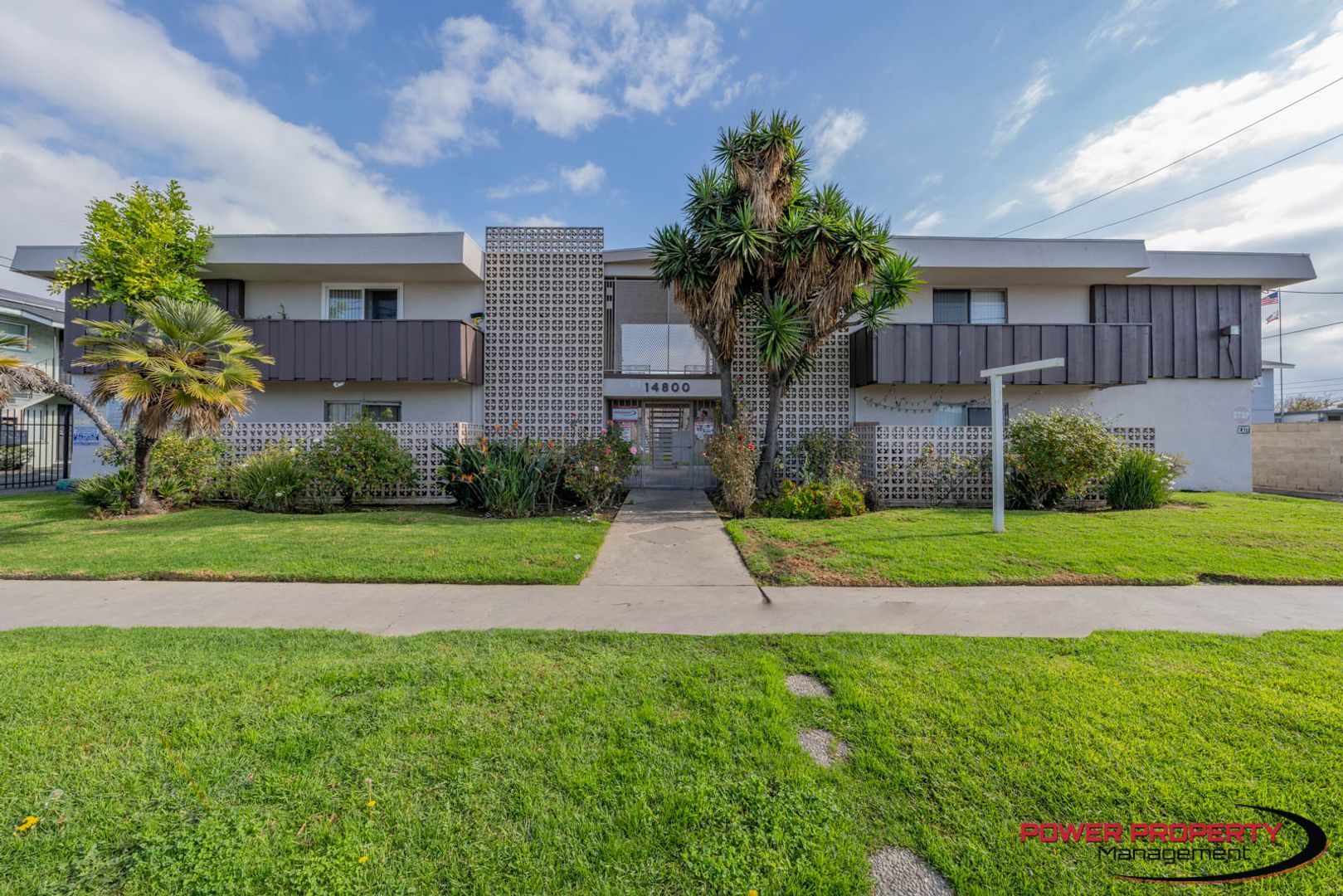 Gardena Apartment: 14800 S. Berendo Ave.