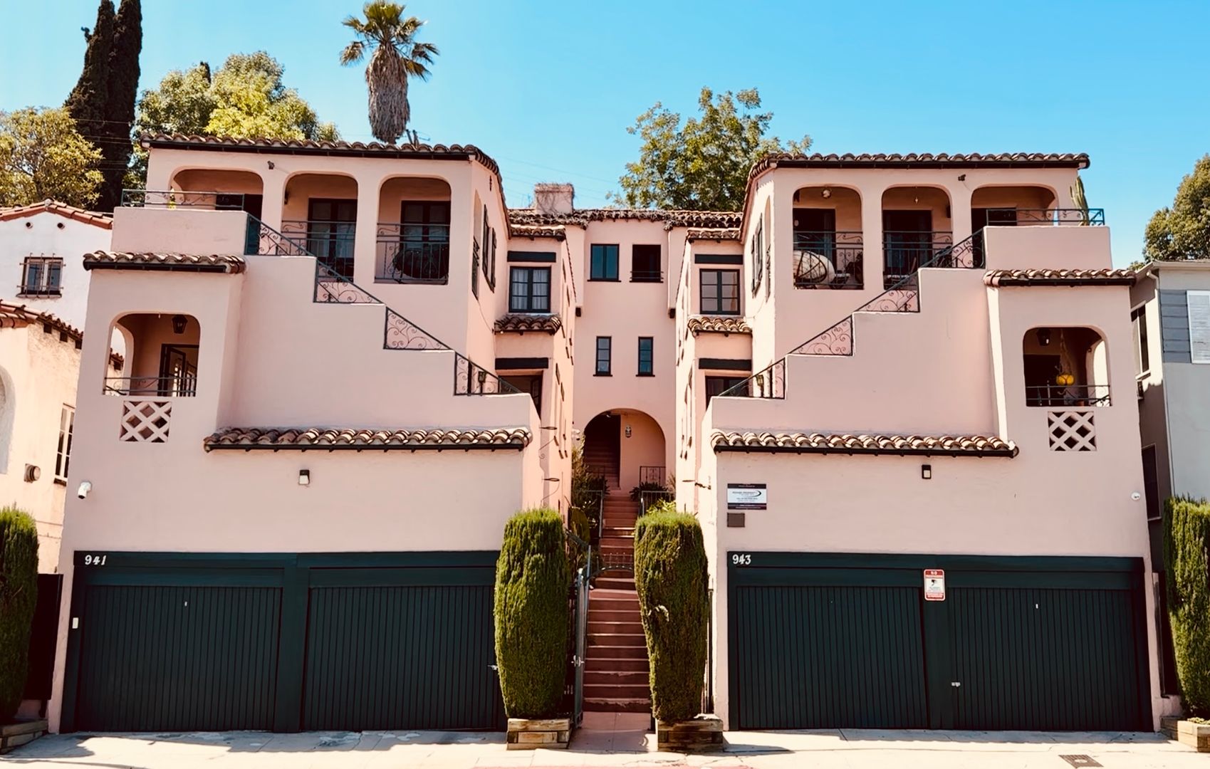 Los Angeles Apartment: 941 N. Vendome St