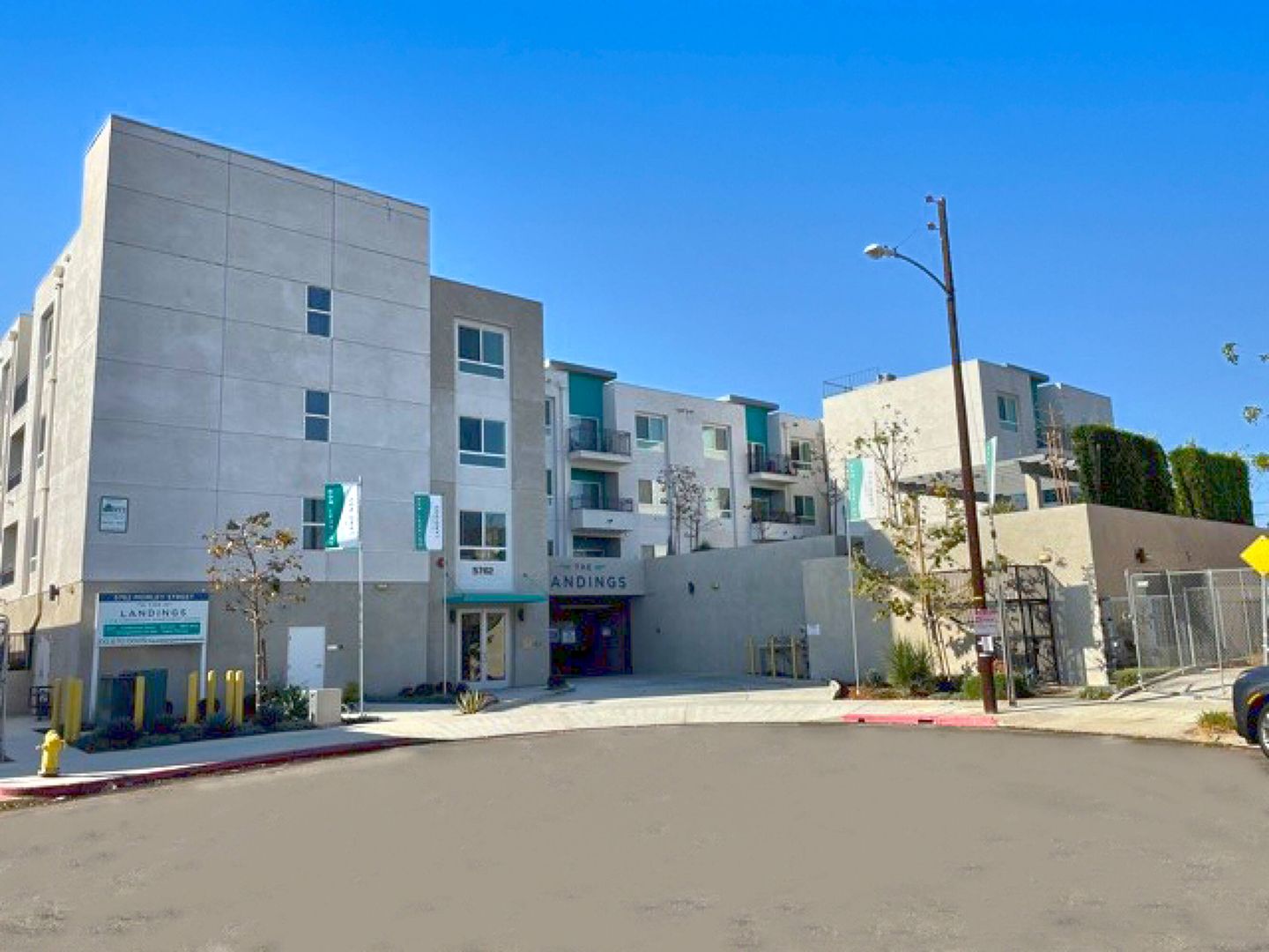 Los Angeles Apartment: 5762 Morley St.