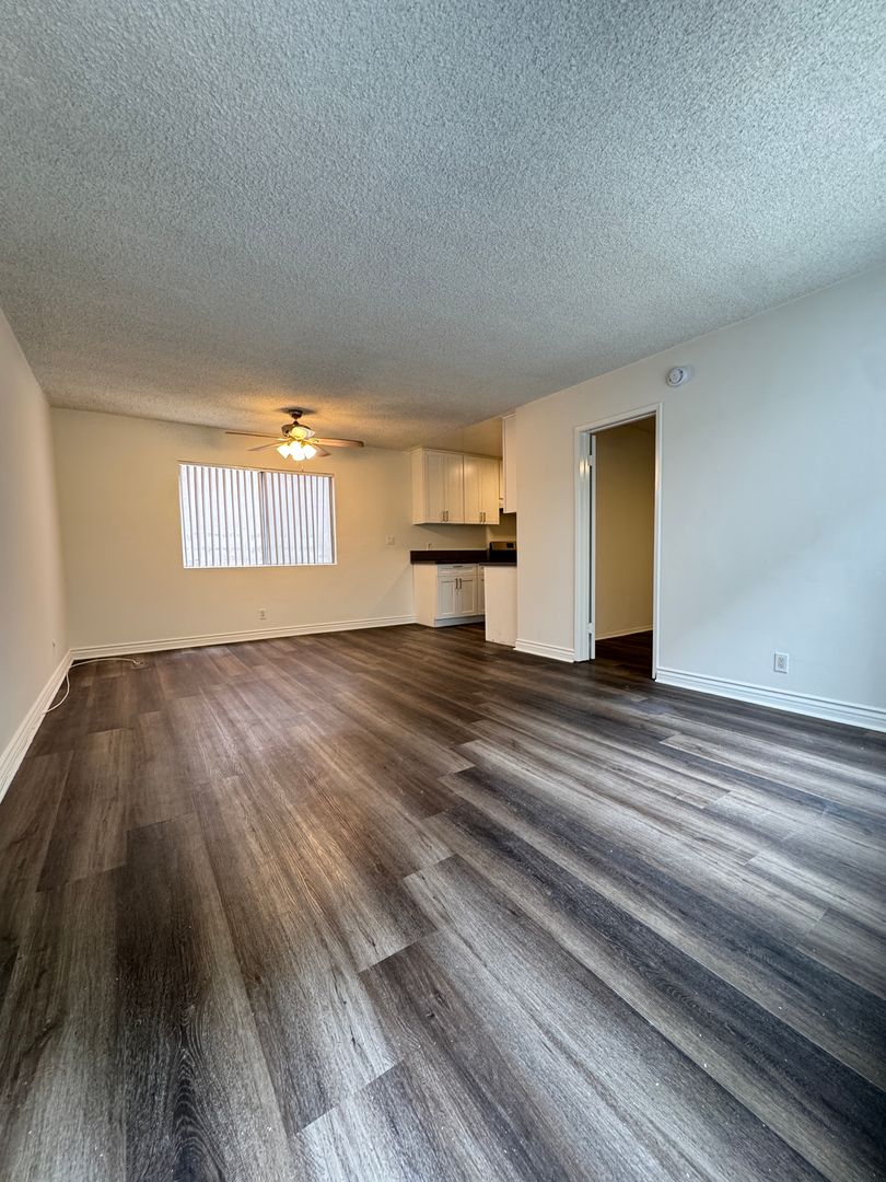 Culver City Apartment: 3901 Tilden Ave