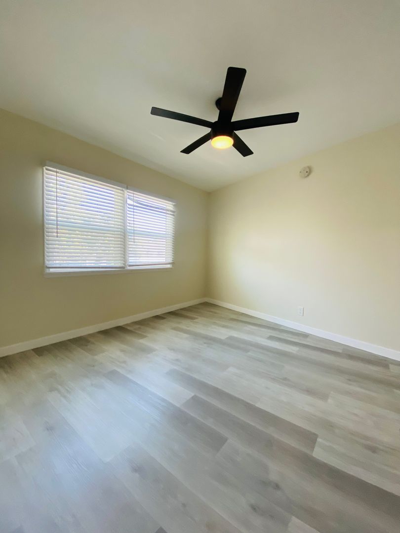 property for rent #7