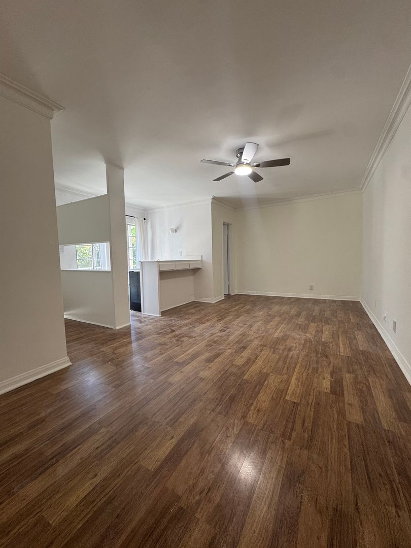 West Hollywood Apartment: 1260-1264 N Hayworth Ave
