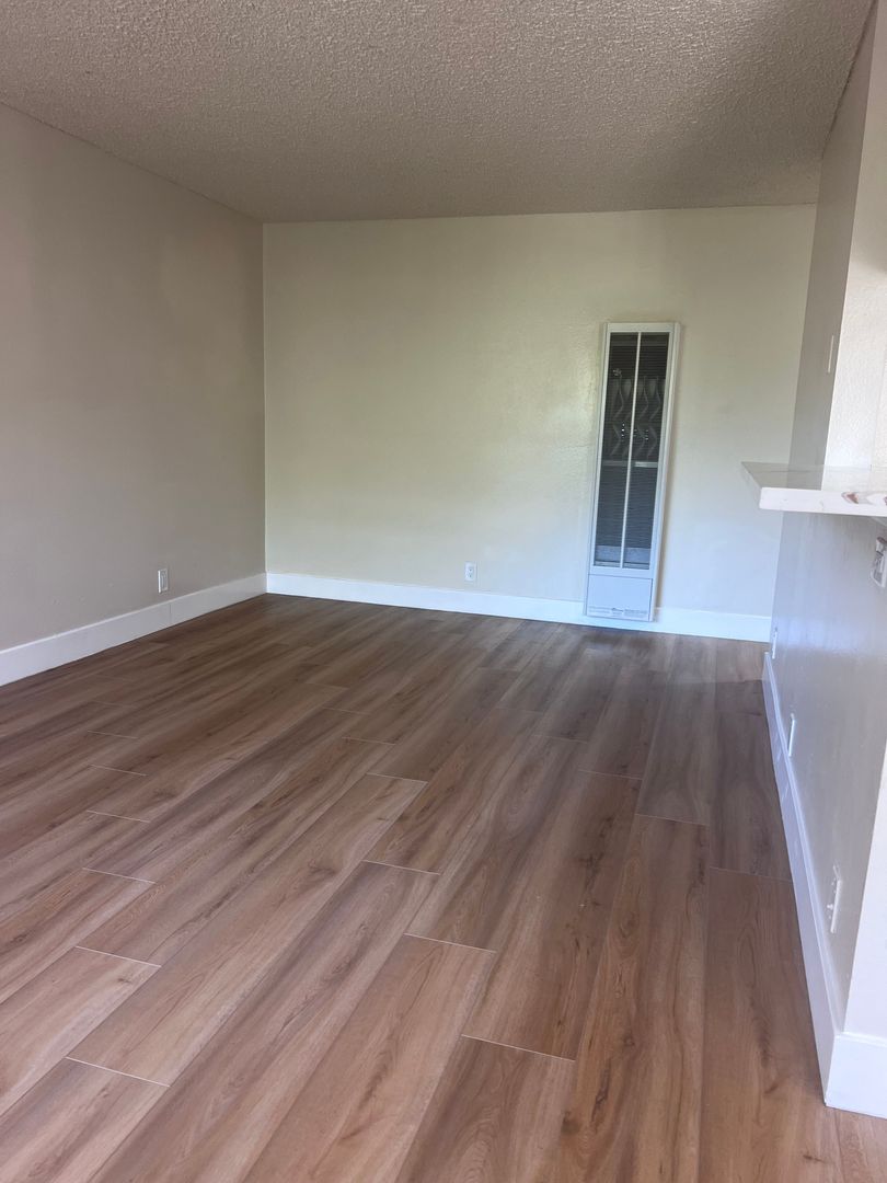property for rent #5