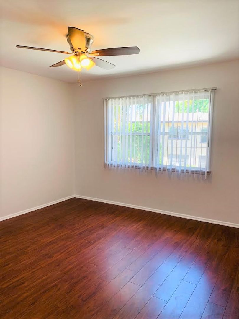 property for rent #4