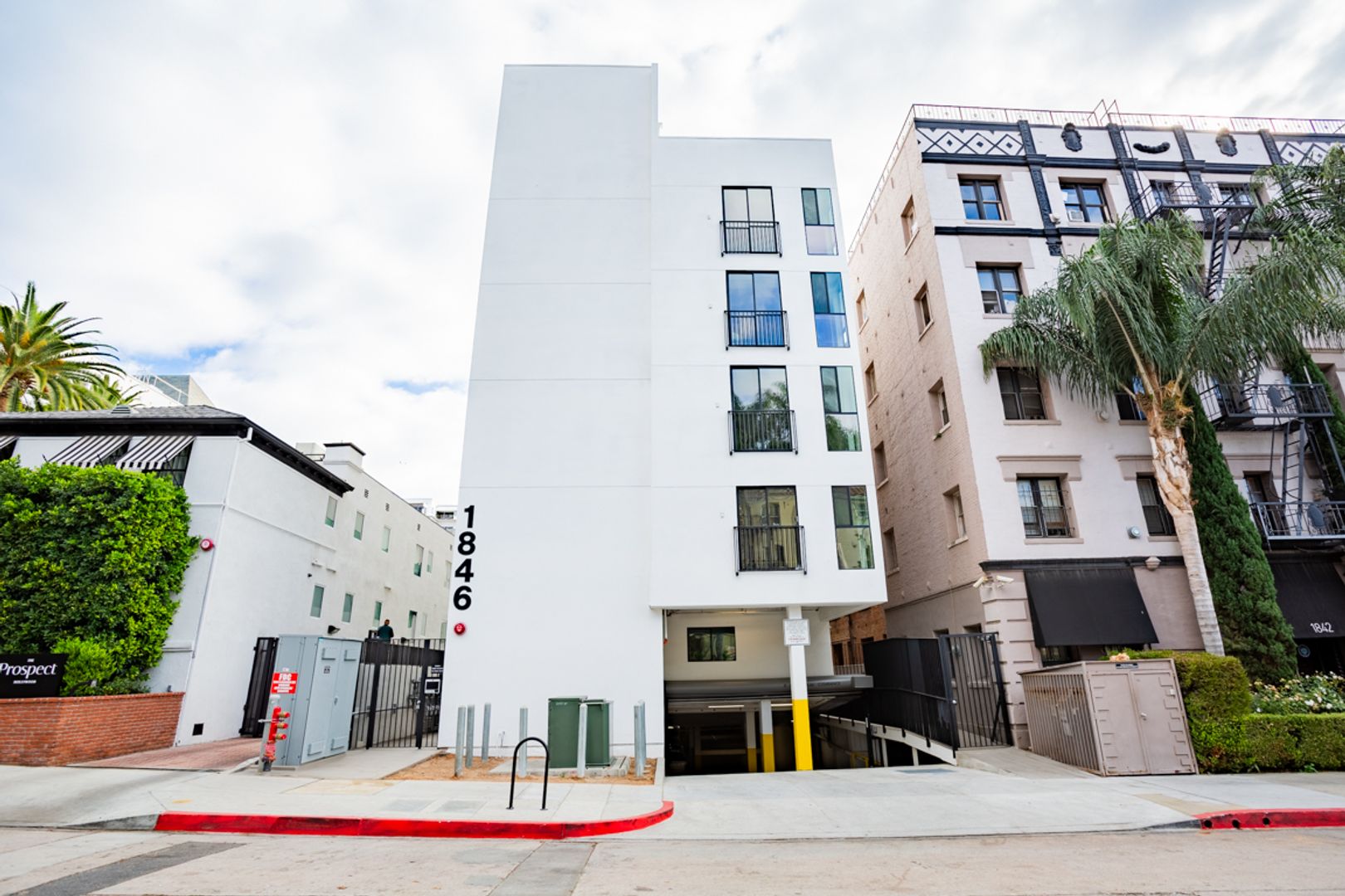 Los Angeles Apartment: 1846 N. Cherokee Avenue