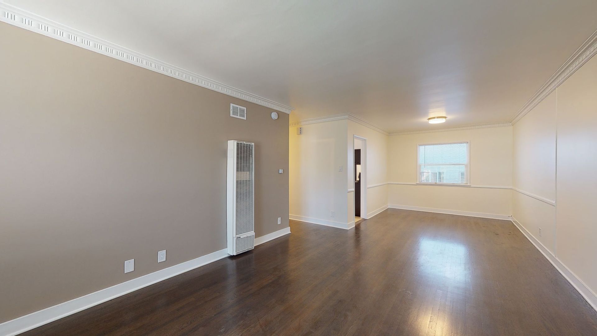 Los Angeles Apartment: 3300 Castle Heights Ave