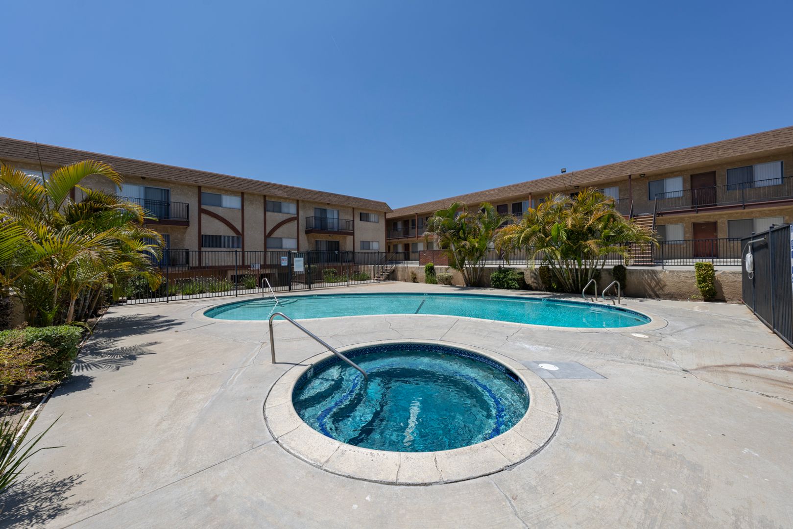 property for rent #3