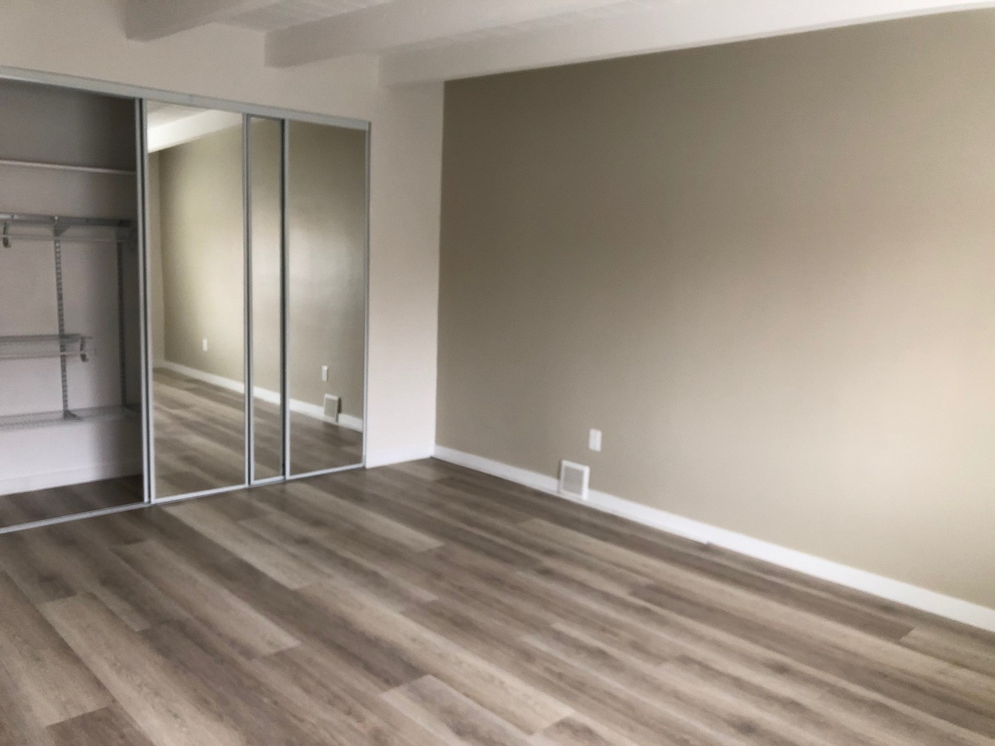 property for rent #7