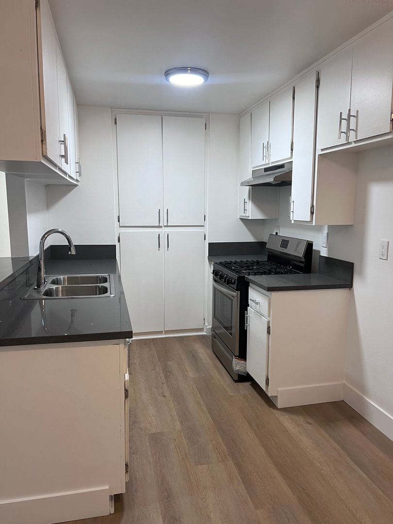 property for rent #7