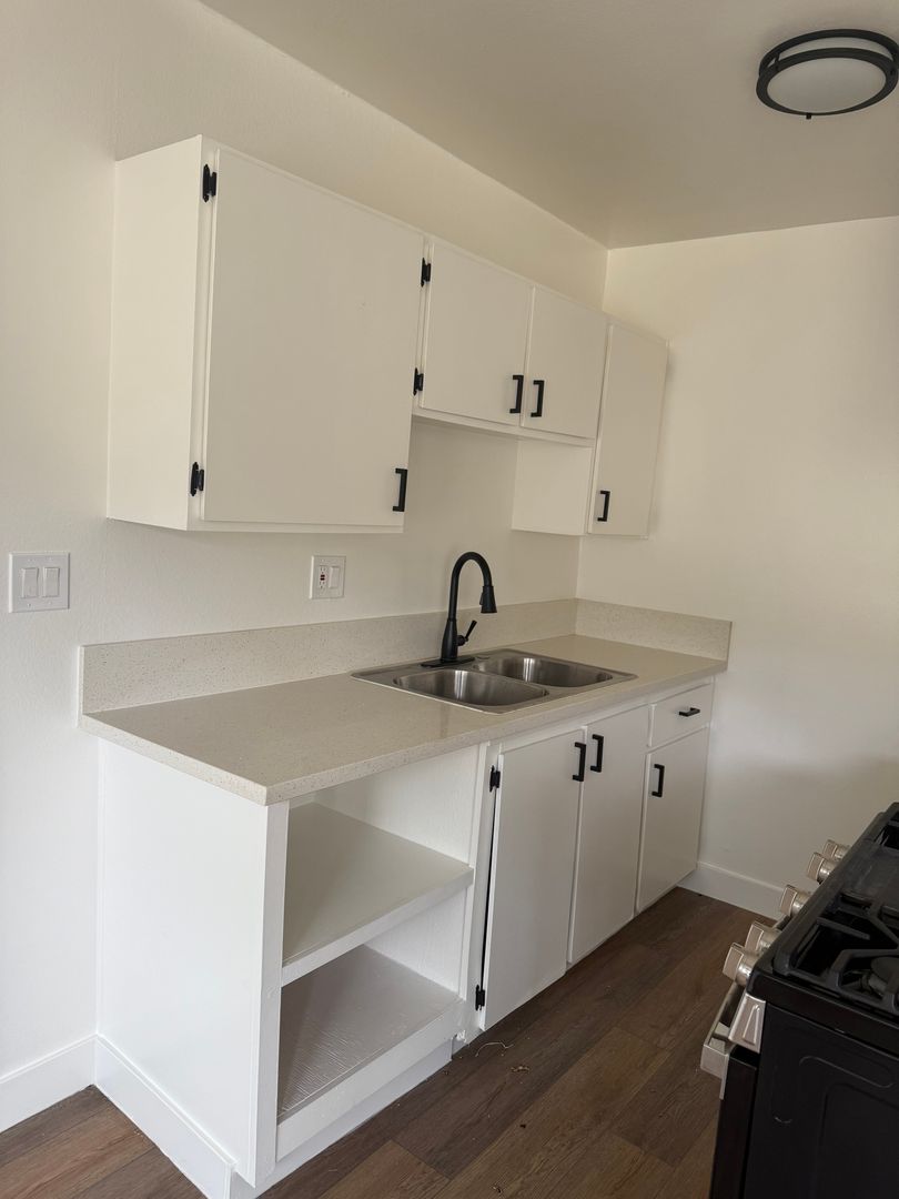 property for rent #7