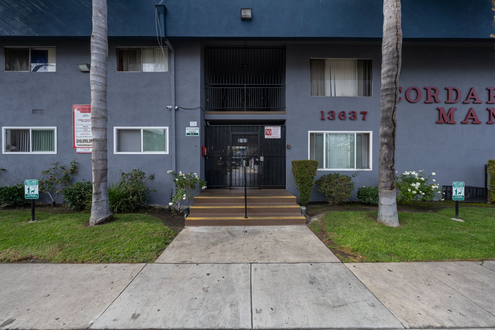 Hawthorne Apartment: 13637 Cordary Ave.