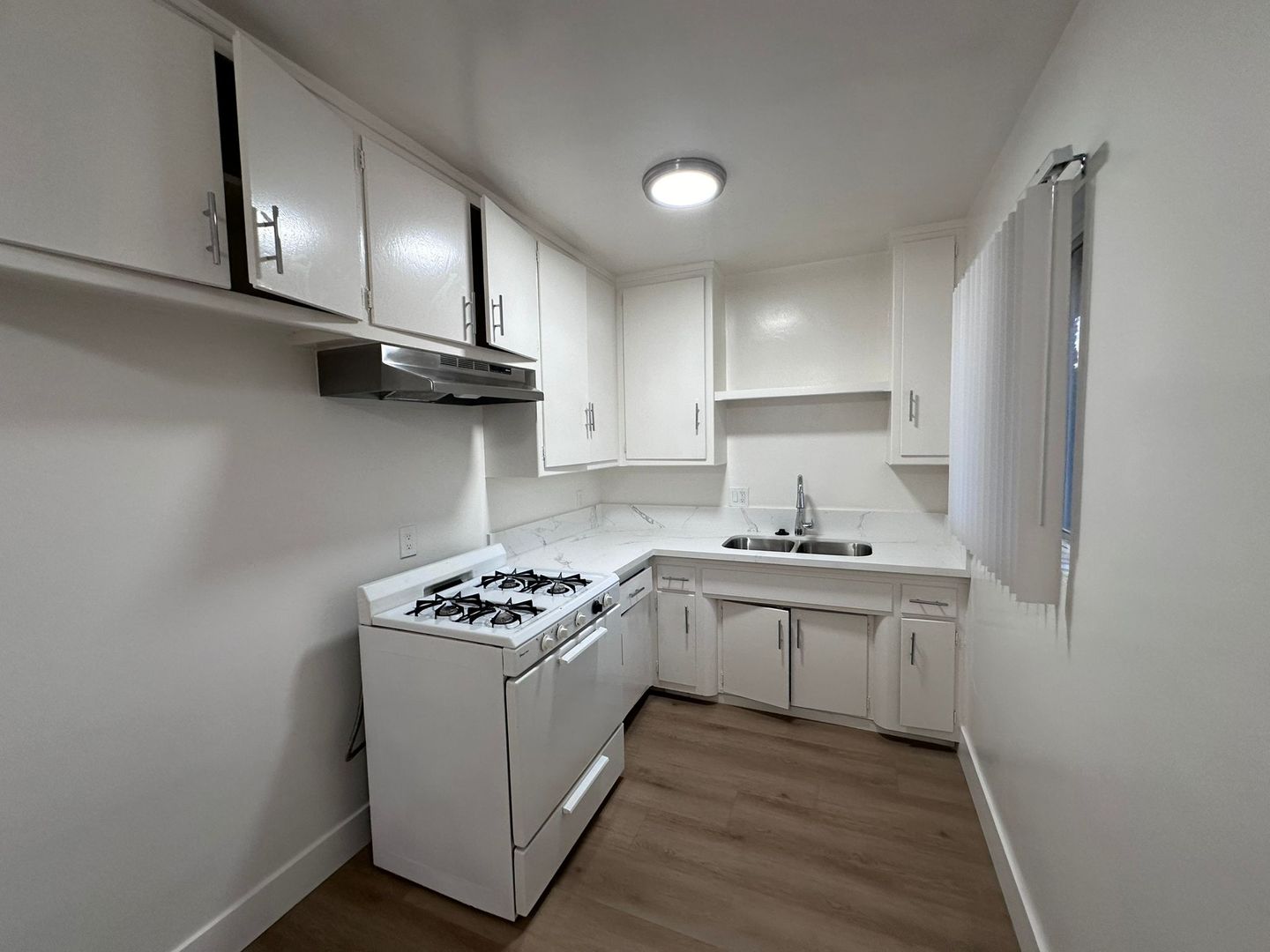 property for rent #3