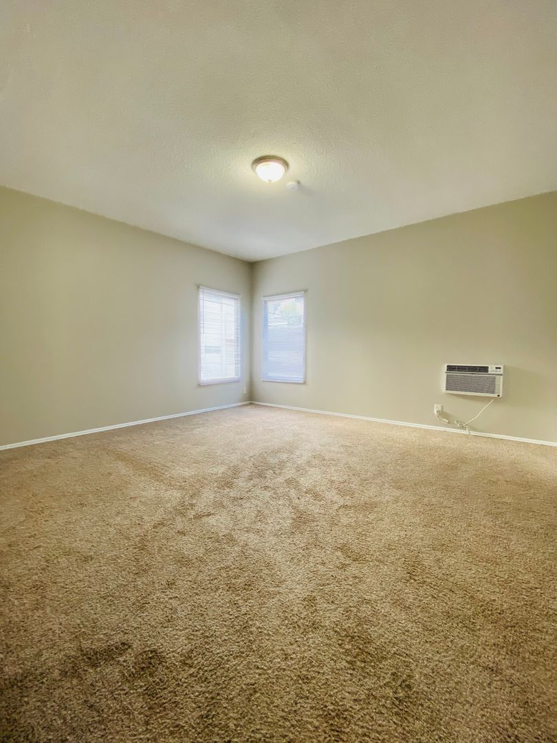 property for rent #7