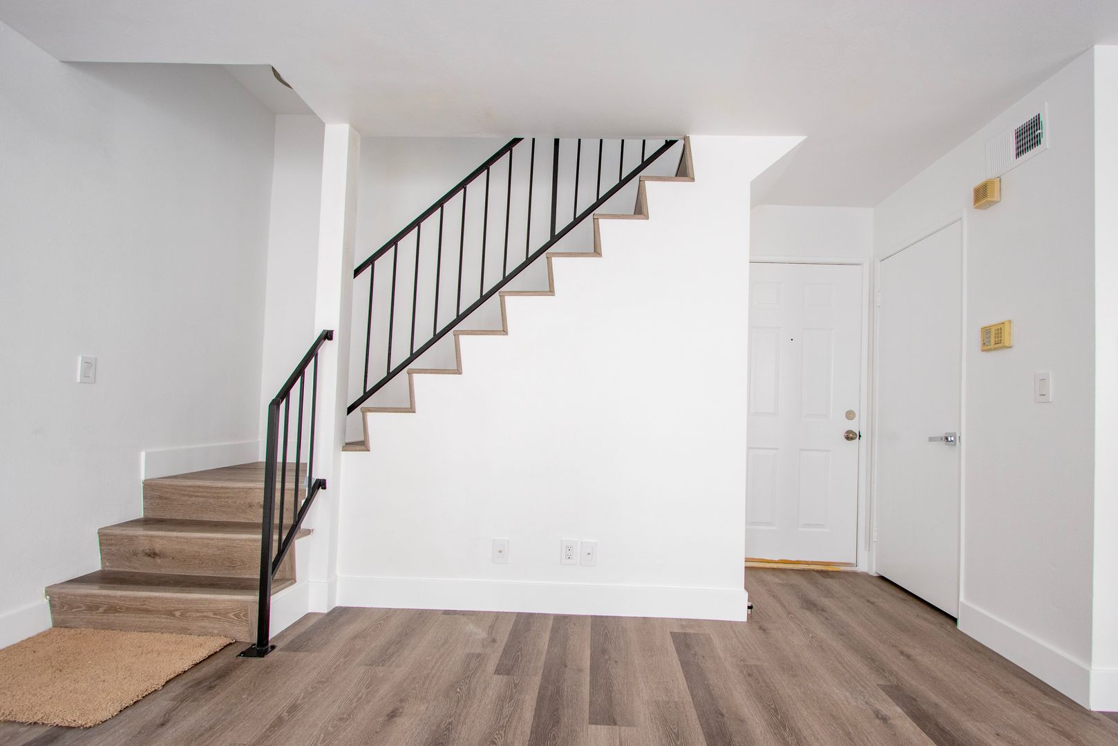 property for rent #4