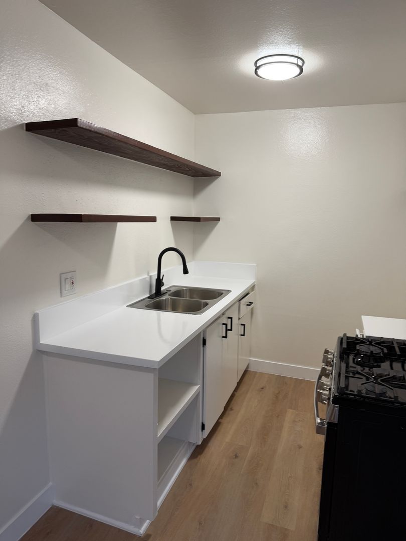 property for rent #5