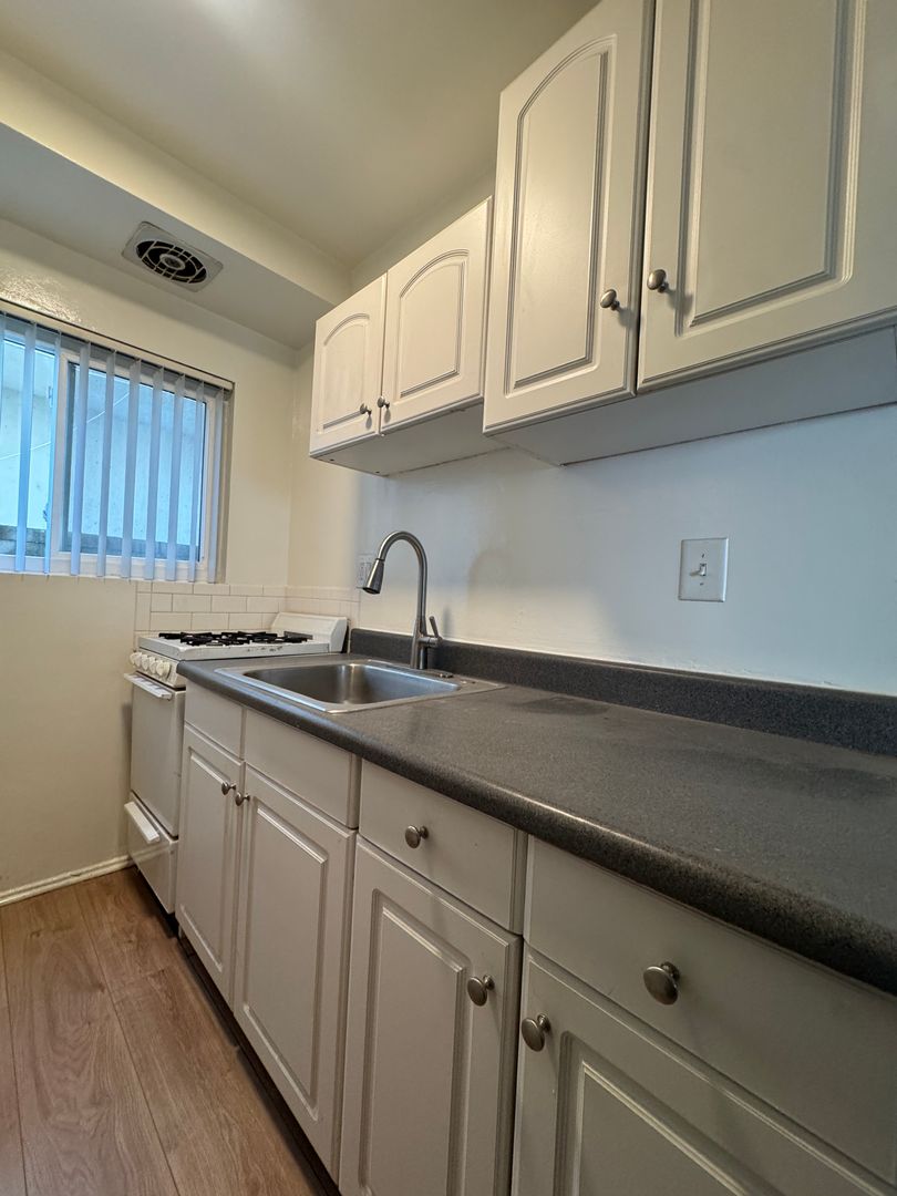 property for rent #3