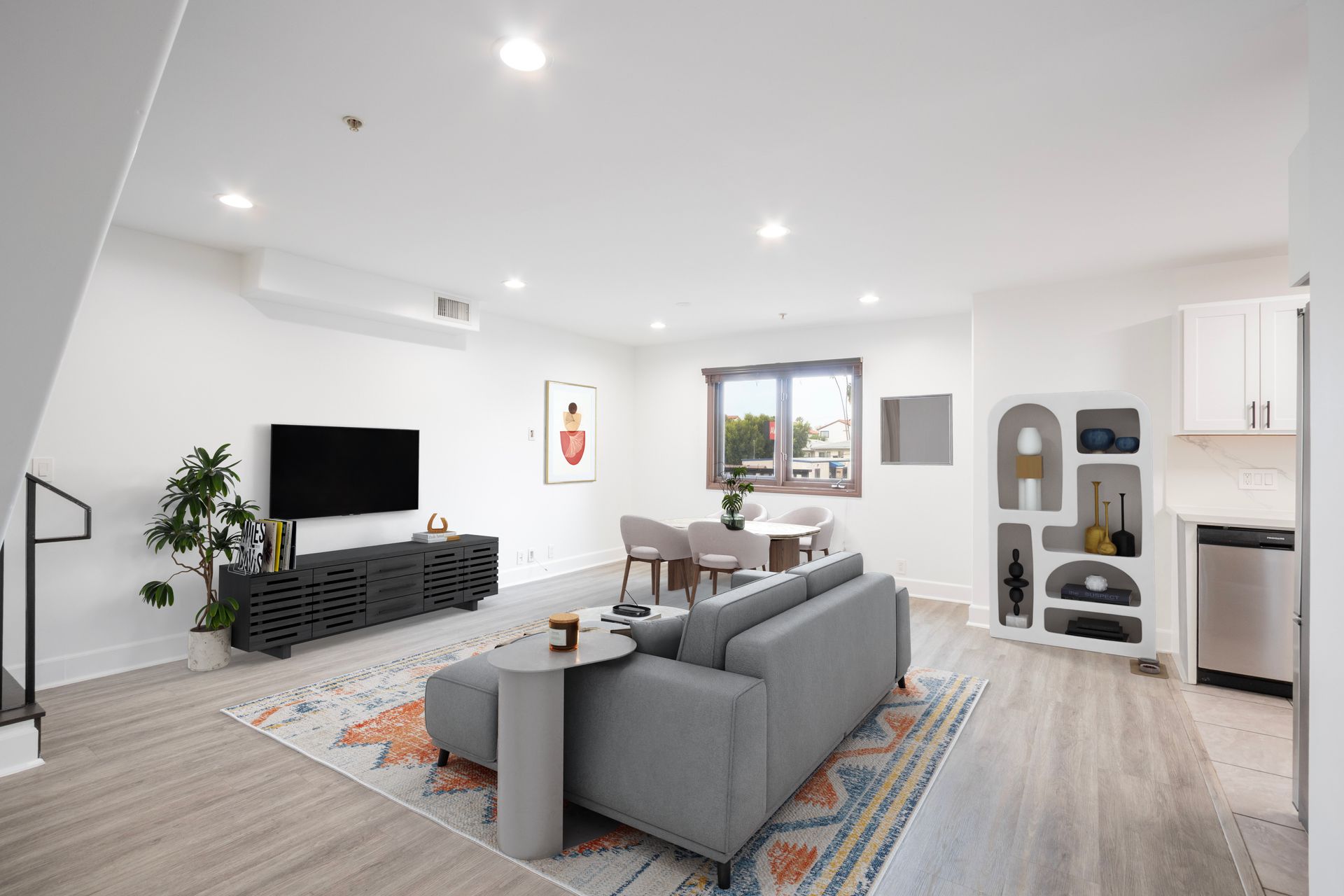 1342 N. Highland Ave 5 of 12