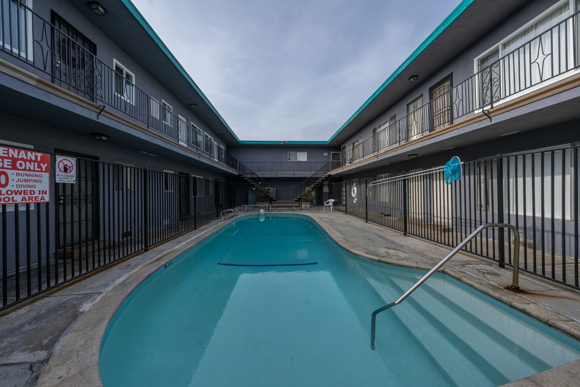 property for rent #7