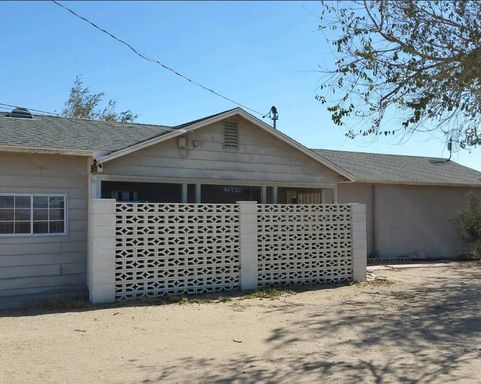 3 bedroom 2 bath house – photo 1