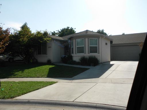 3 bedroom 2 bath house – photo 1