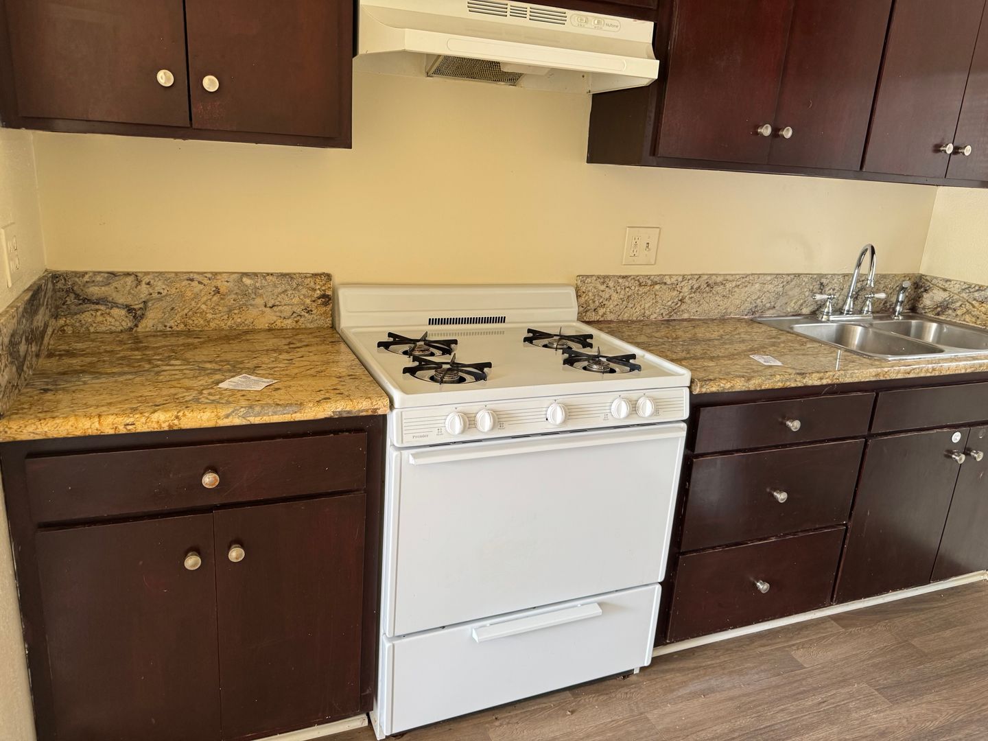 HARBOR CITY Apartment: 1063 W 253RD STREET