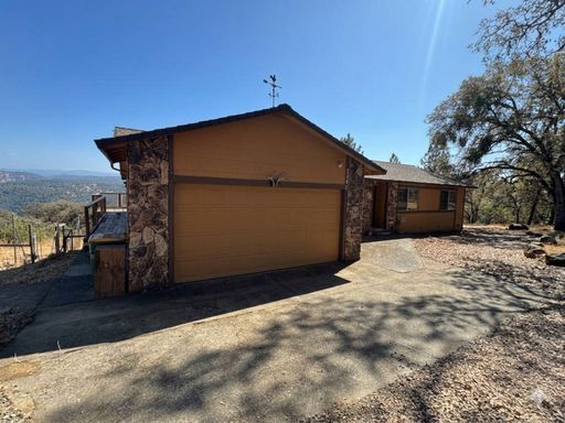 7405 Crystal Blvd. - Crystal Blvd.