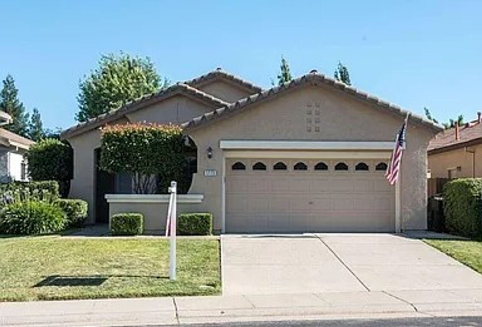 Roseville House: 1773 Atwell Street