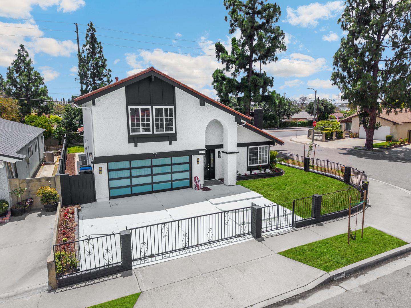 Cerritos House: 11502 Bingham St - 11502 Bingham St