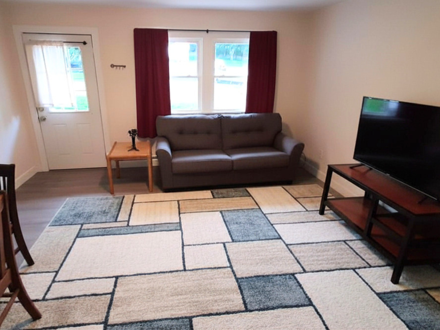 Ithaca Apartment: 320 Hillview Place