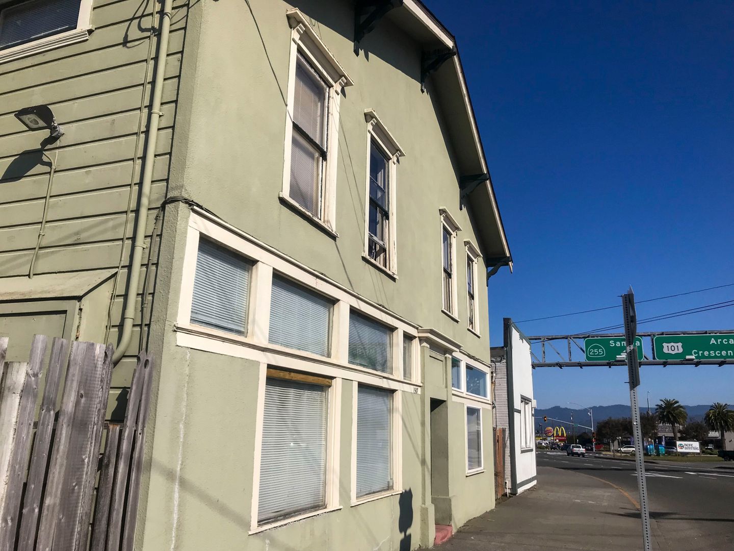 Eureka Apartment: 1507 5th Street
