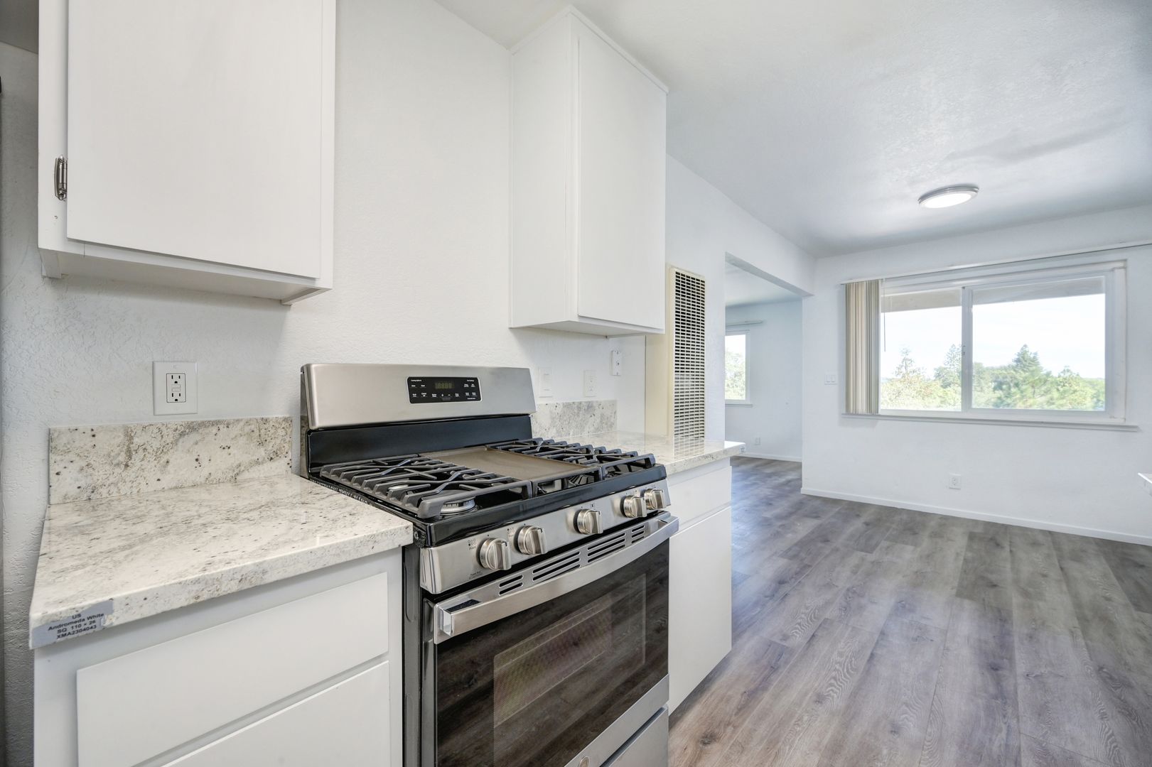 AUBURN Apartment: 109 - 121 LINCOLN WAY