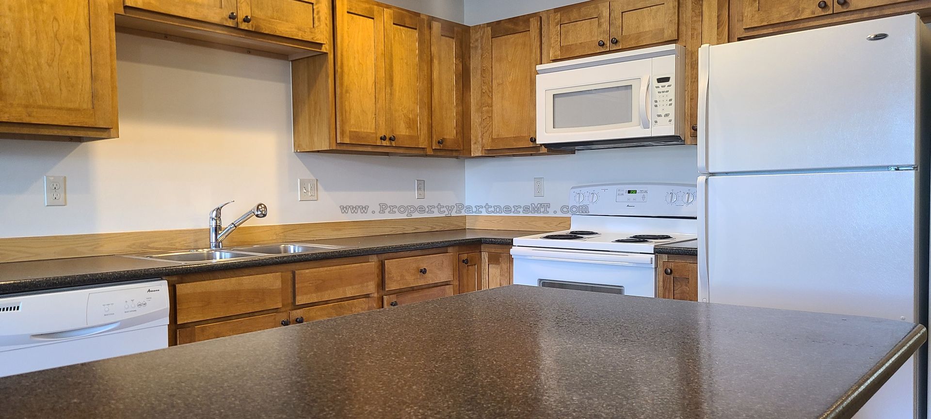 Belgrade Apartment: 905 Montana St